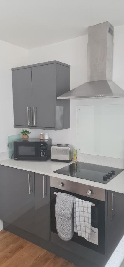 Dream Weaver Apartment Swansea Bagian luar foto