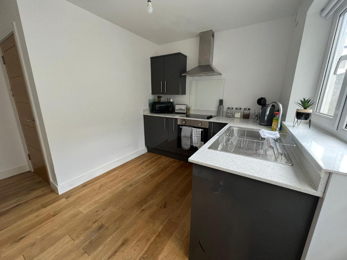 Dream Weaver Apartment Swansea Bagian luar foto